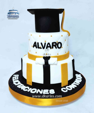 DKarles - Torta Graduaci�n