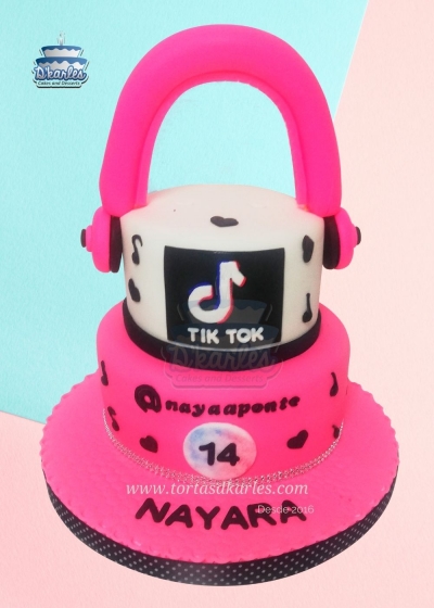 DKarles - Torta Tik Tok, aud�fono